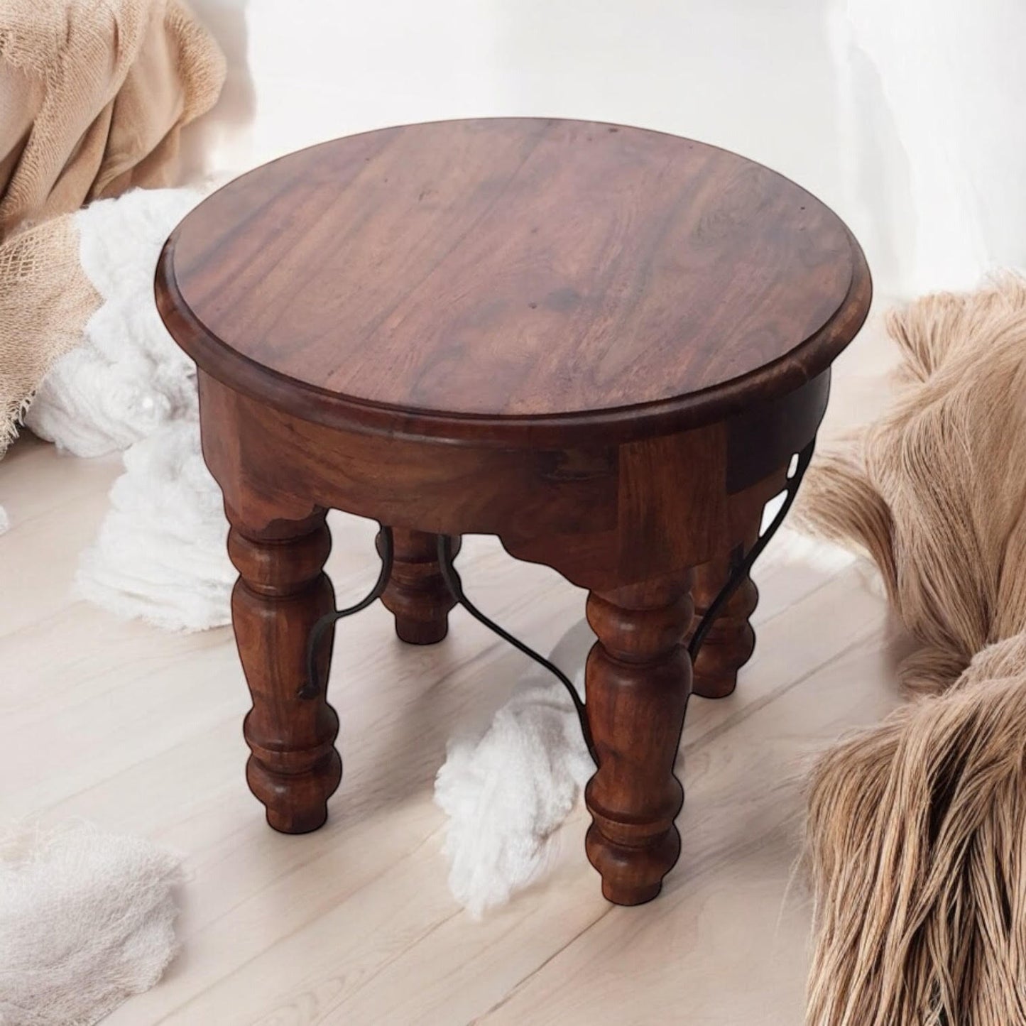 60CM WOODEN ROUND TABLE