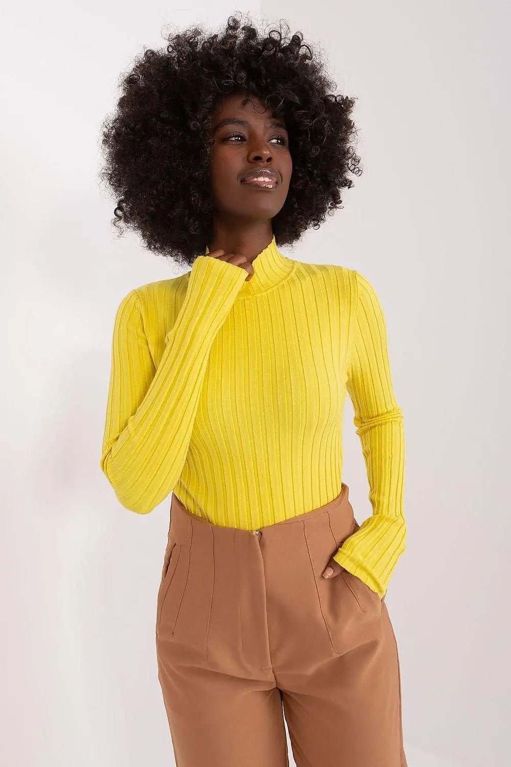 Factory Price low-key turtleneck sweater