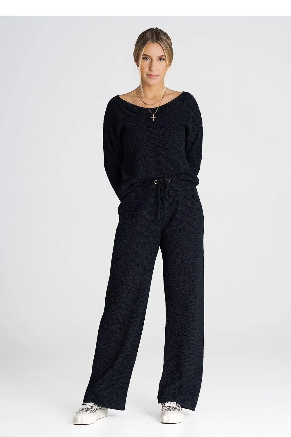 Figl long sleeves blouse and loose pants