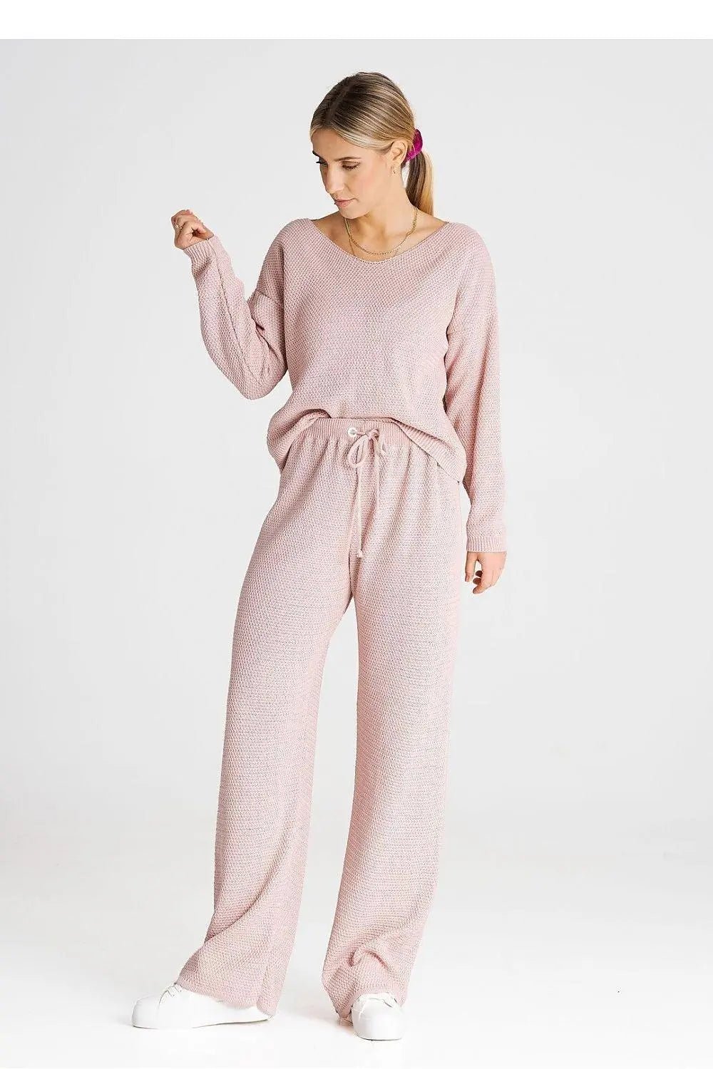 Figl long sleeves blouse and loose pants