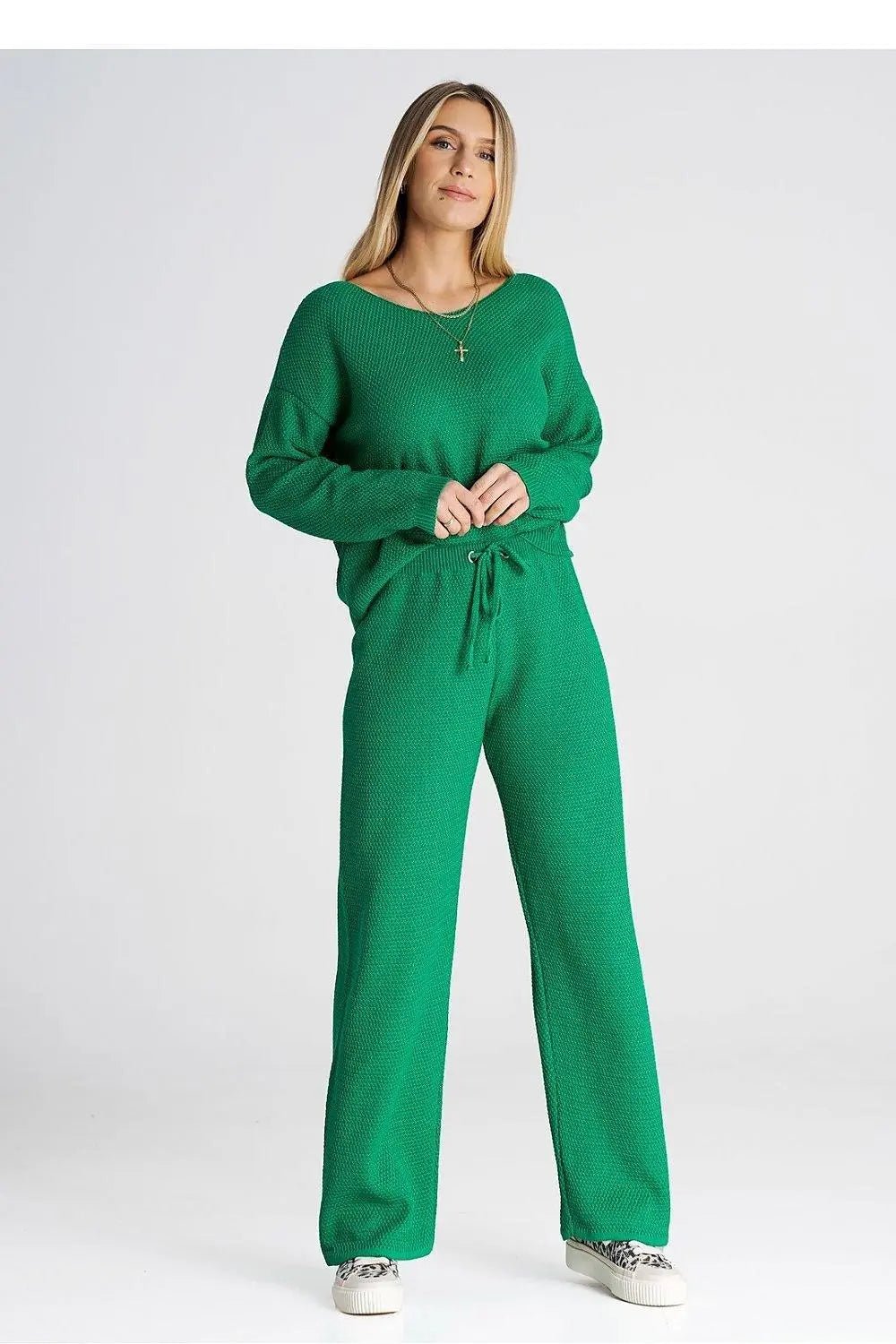 Figl long sleeves blouse and loose pants