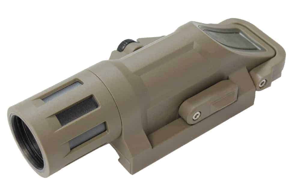 FMA Target one WMLX Flashlight for 20mm RIS - DE