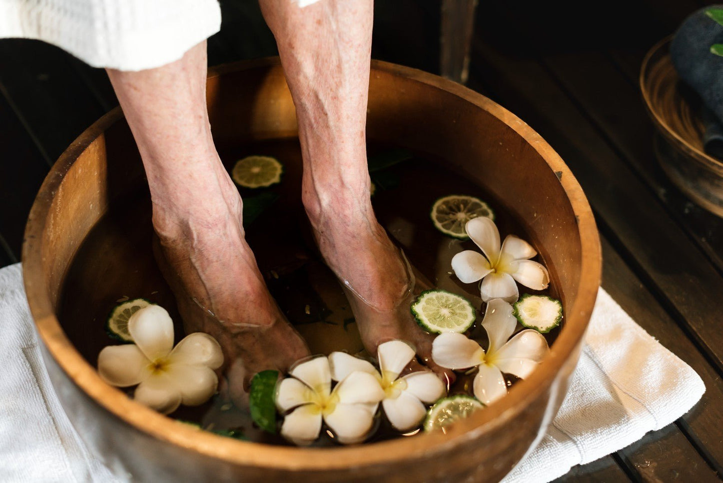 Foot Spa Oils Treatment Tea Tree Oil Nail Fungus Antifungal Foot Soak Dry Feet