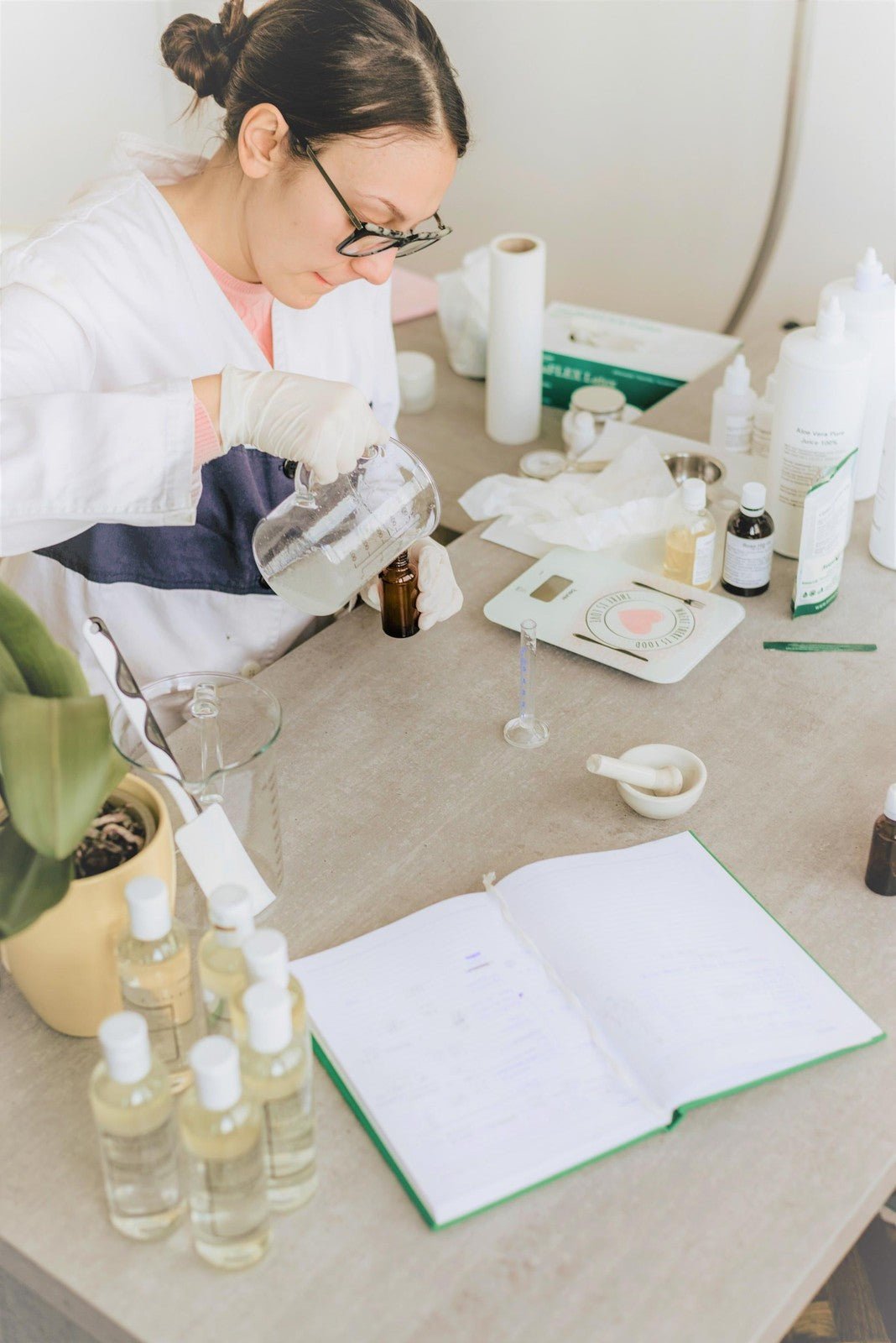 Frozen Shoulder Massage Oil Natural Relief Treatment Blue Yarrow Essential Oil