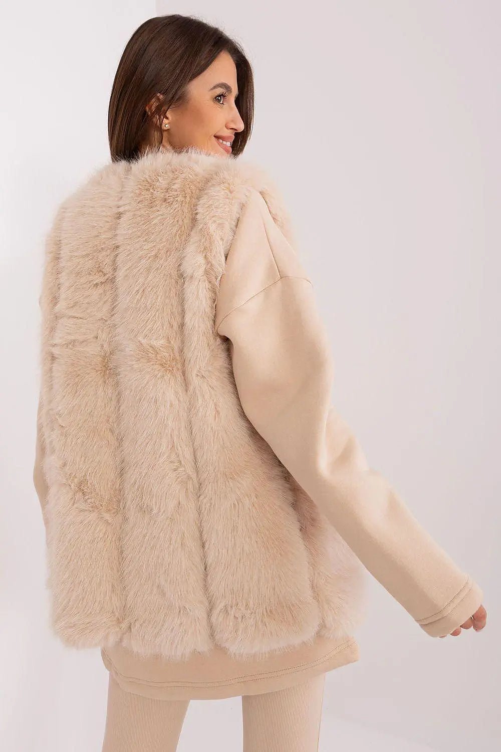 Gilet model AT fur vest