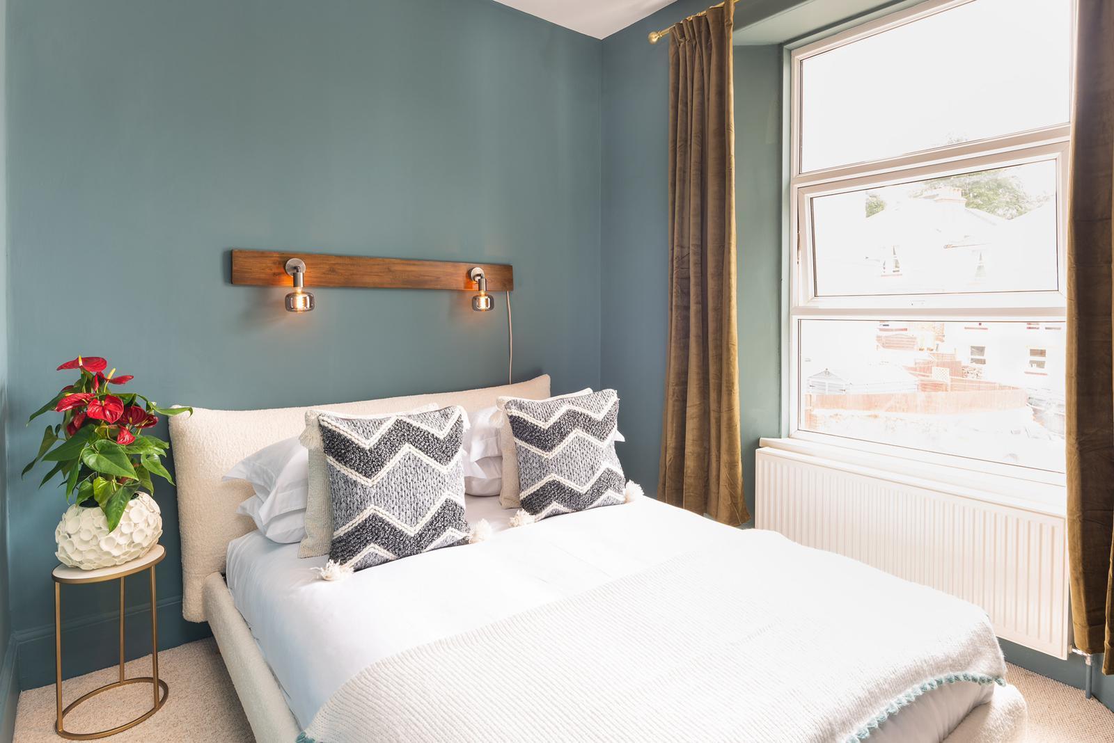 Headboard Twin Wall Lights – Handcrafted Rustic Bedside Lighting