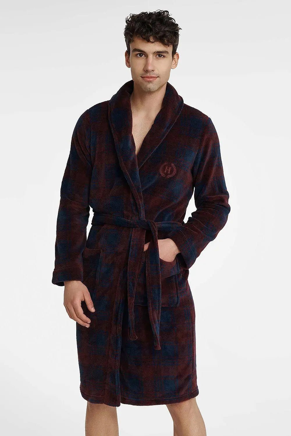 Henderson burgundy and navy blue men's bathrobe