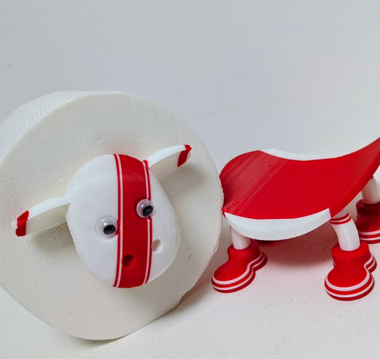 Hull KR Super Sheep Toilet Roll Holder , Rugby fan gift.