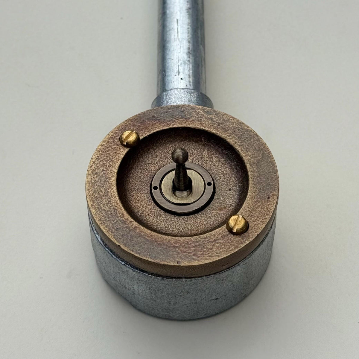 Single Gang 2 Way Antique Brass Conduit Light Toggle Switch