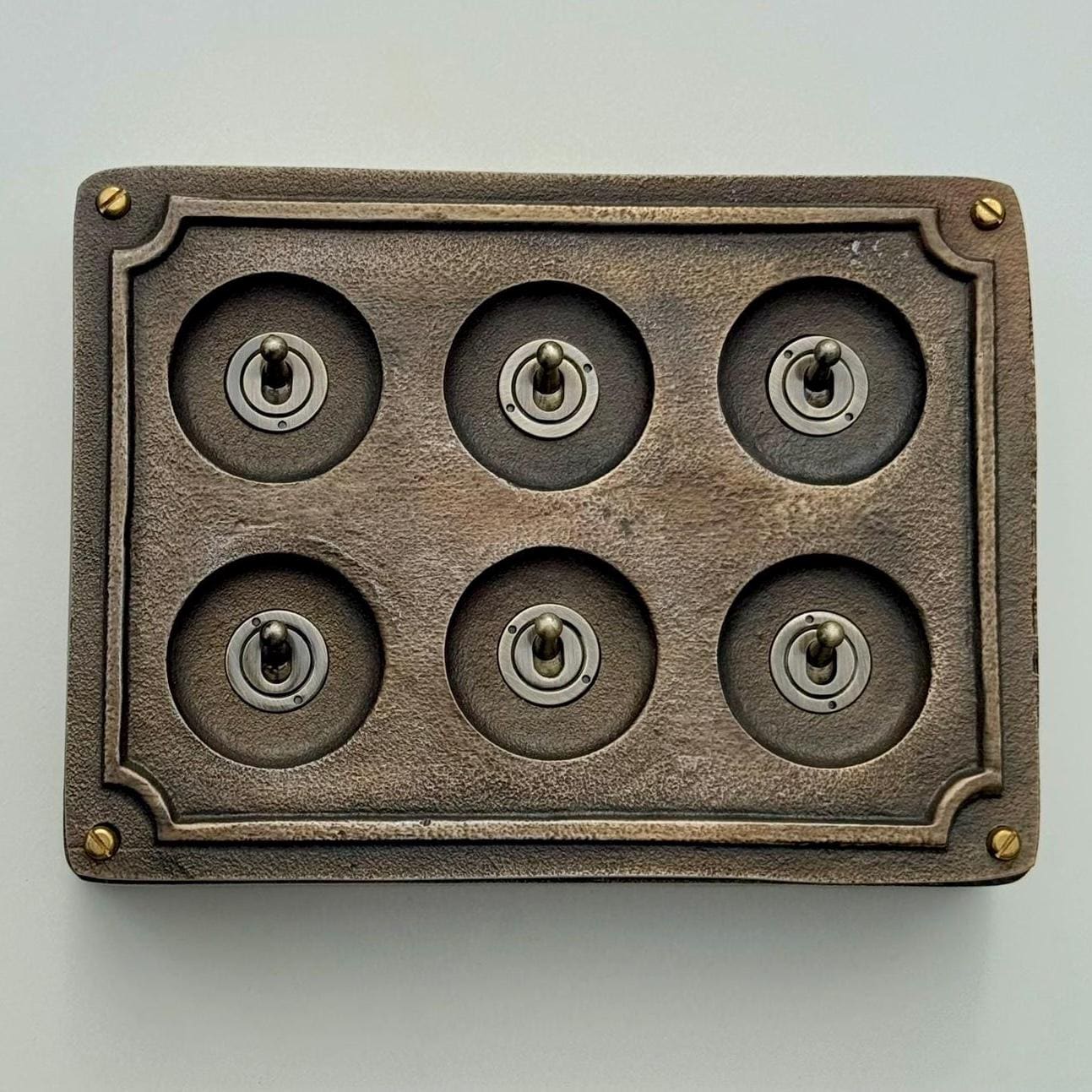 6 Gang 2 Way Bronze Solid Cast Metal Conduit Light Switch Industrial