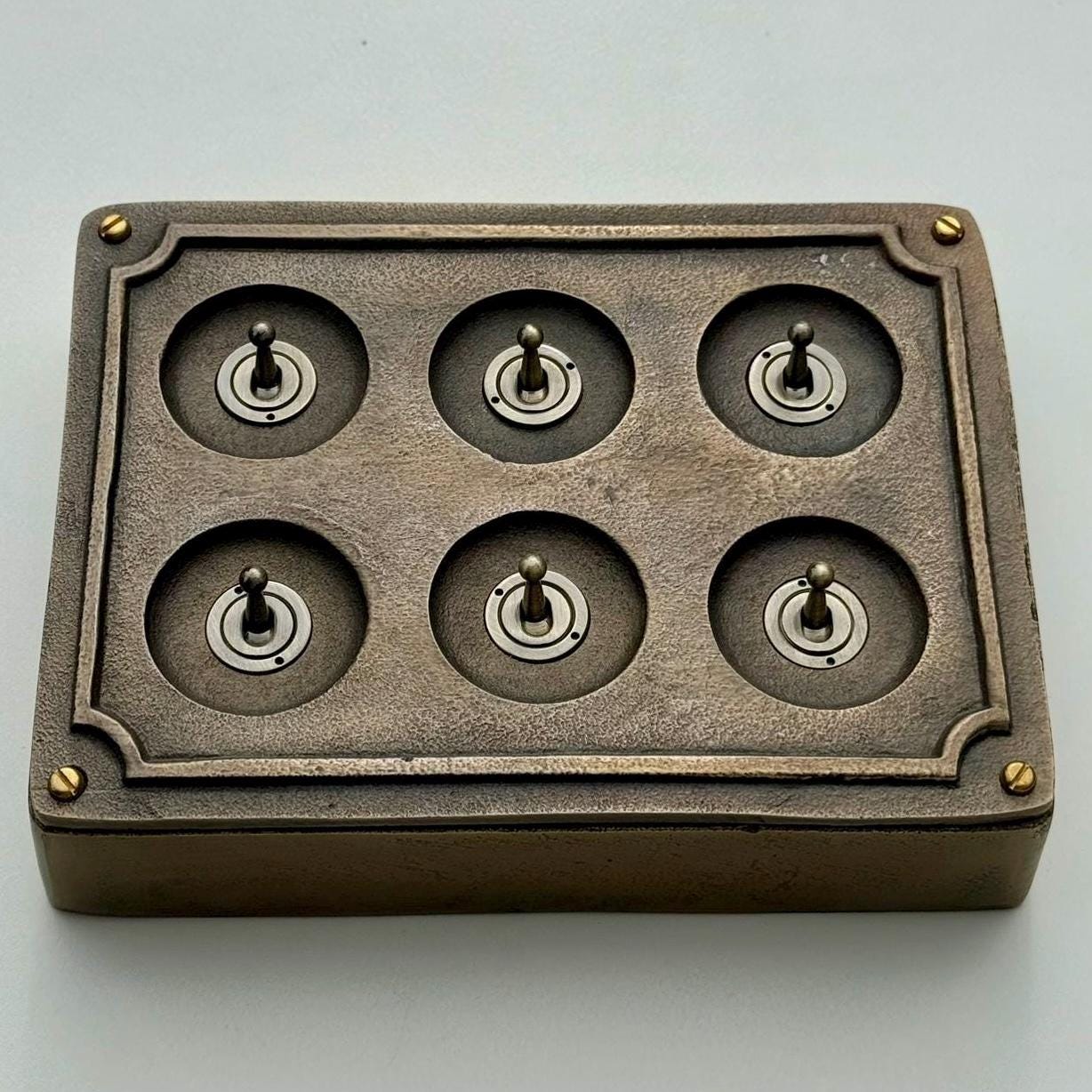 6 Gang 2 Way Bronze Solid Cast Metal Conduit Light Switch Industrial
