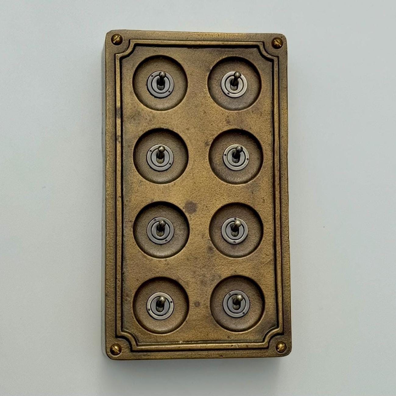 8 Gang 2 Way Bronze Solid Cast Metal Conduit Light Switch Industrial