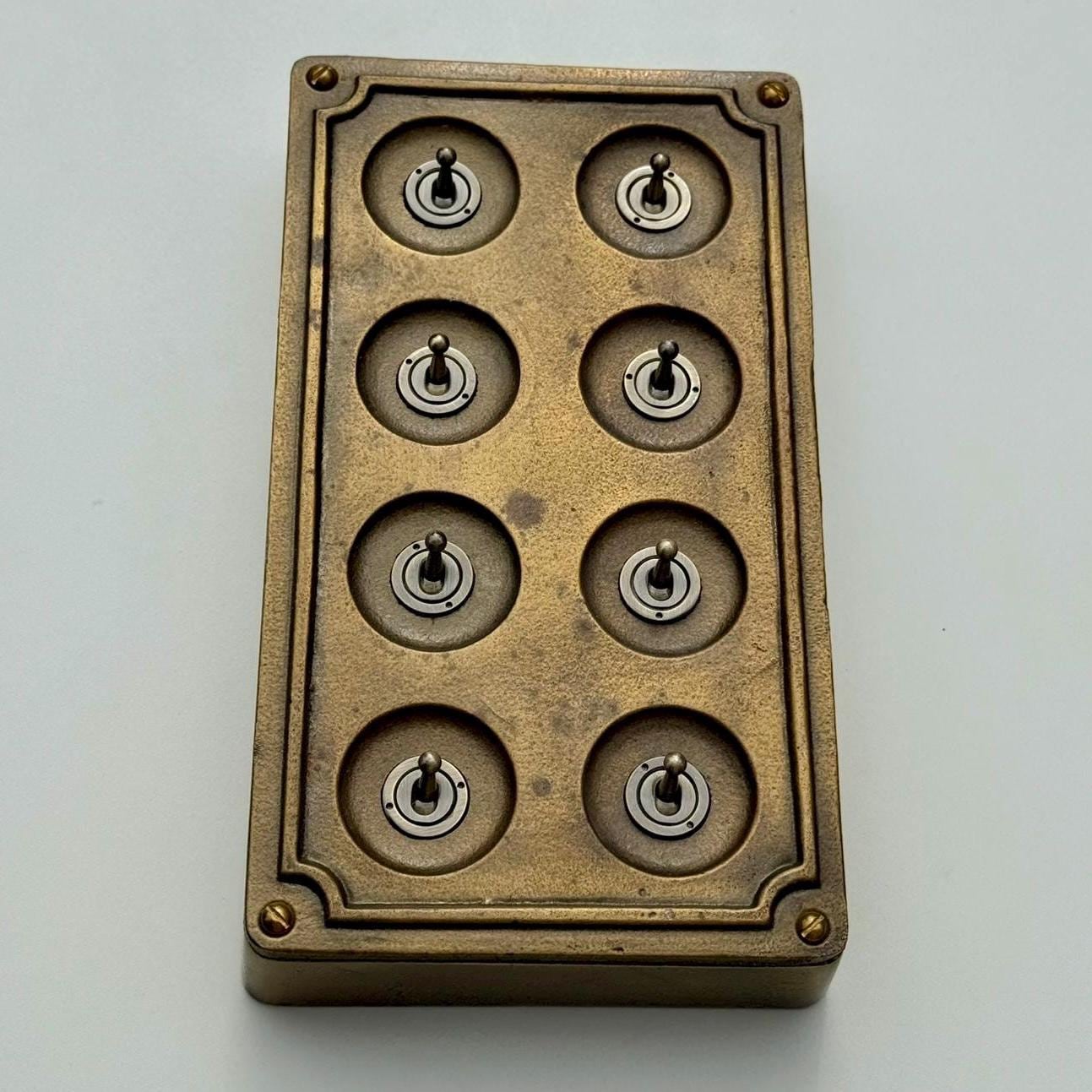8 Gang 2 Way Bronze Solid Cast Metal Conduit Light Switch Industrial