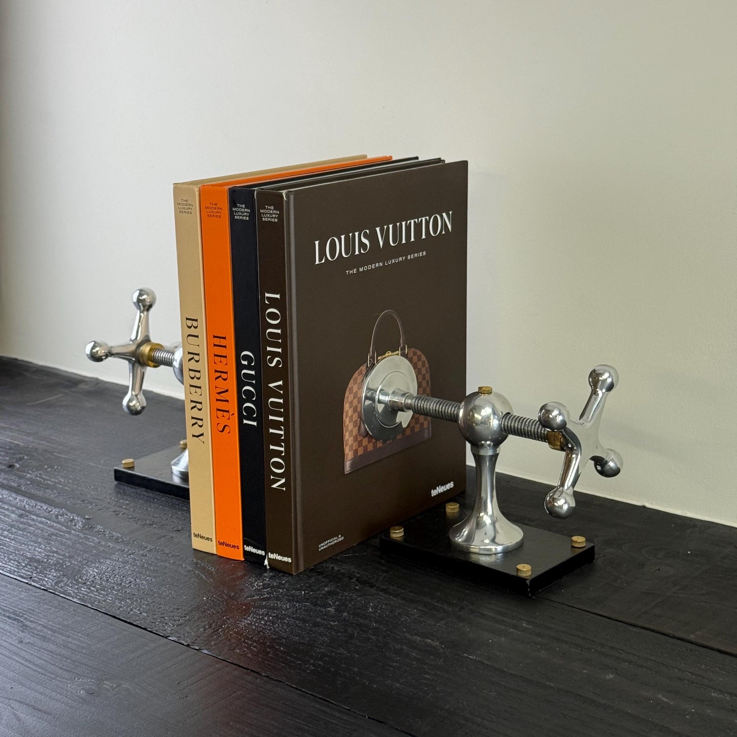 Windlass Bookend Nautical Book Holder Aluminium & Brass | DVD Organizer