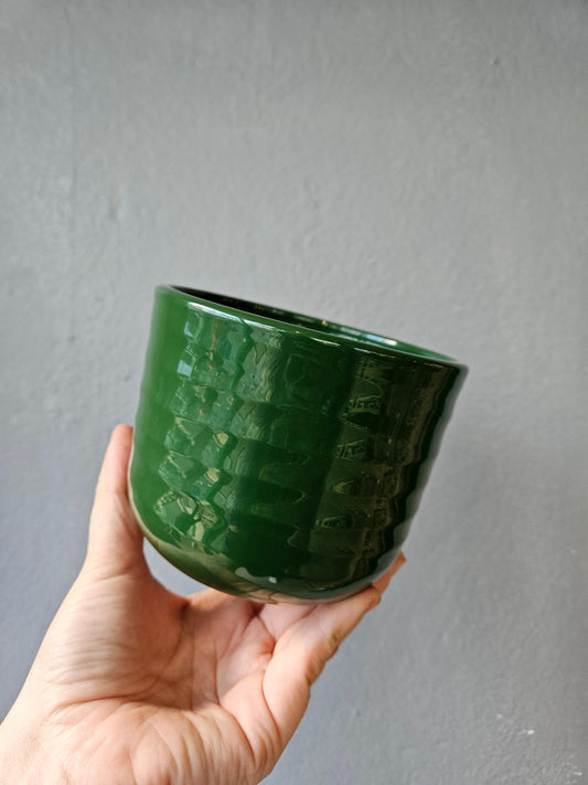 Poinsettia Ripple Pot