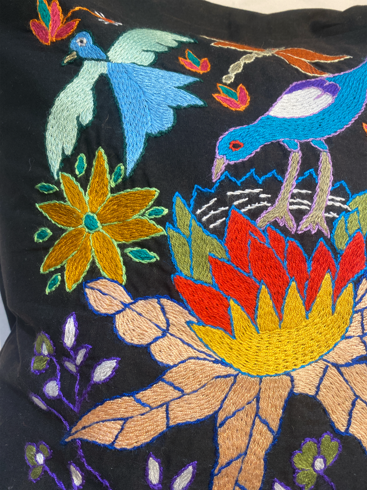 Mapula embroidered cushion 40x40 - South Africa