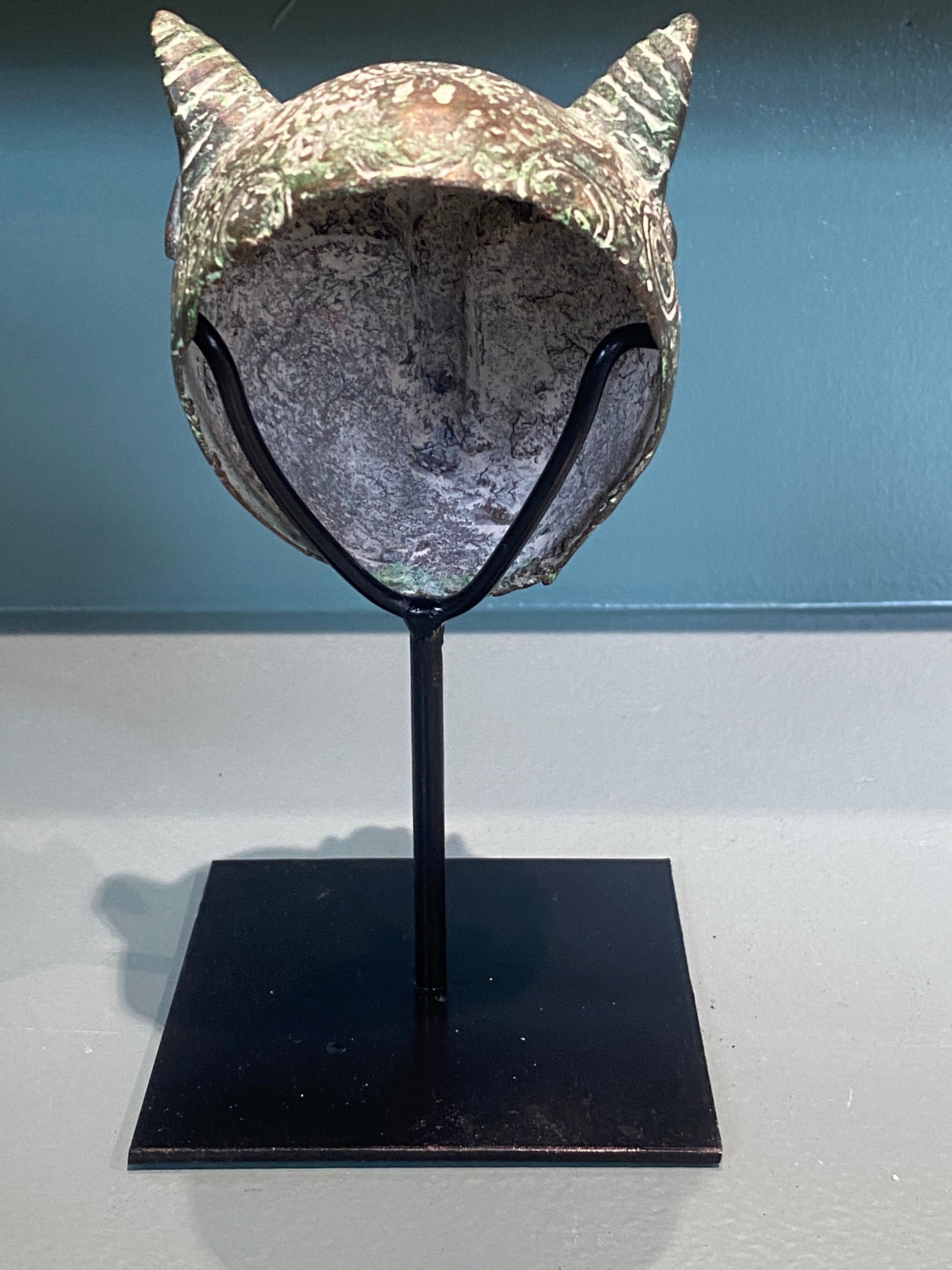 Benin Leopard Bronze - Sculpture (7.05)