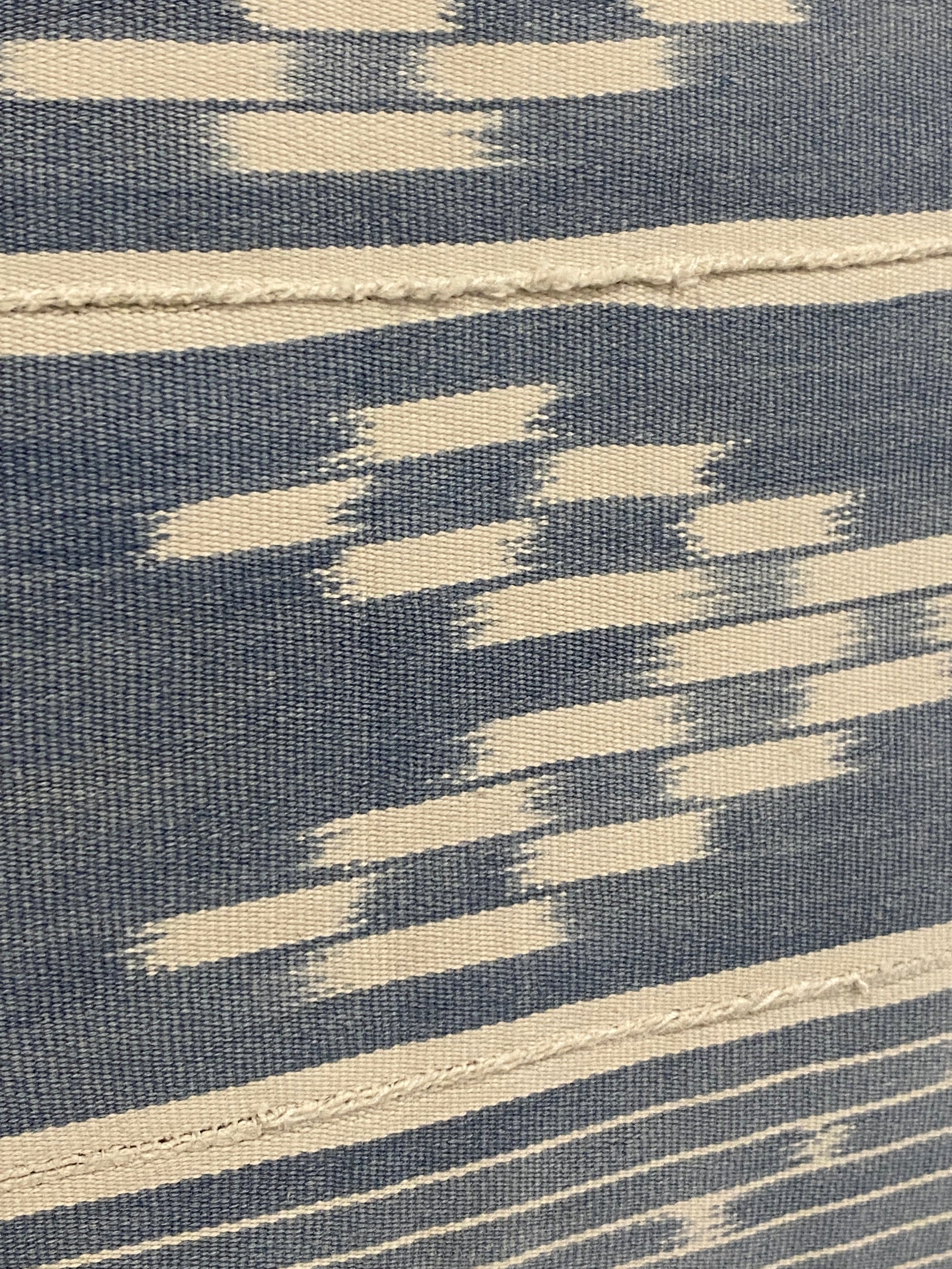 Baule Cloth Cushion - (184.7