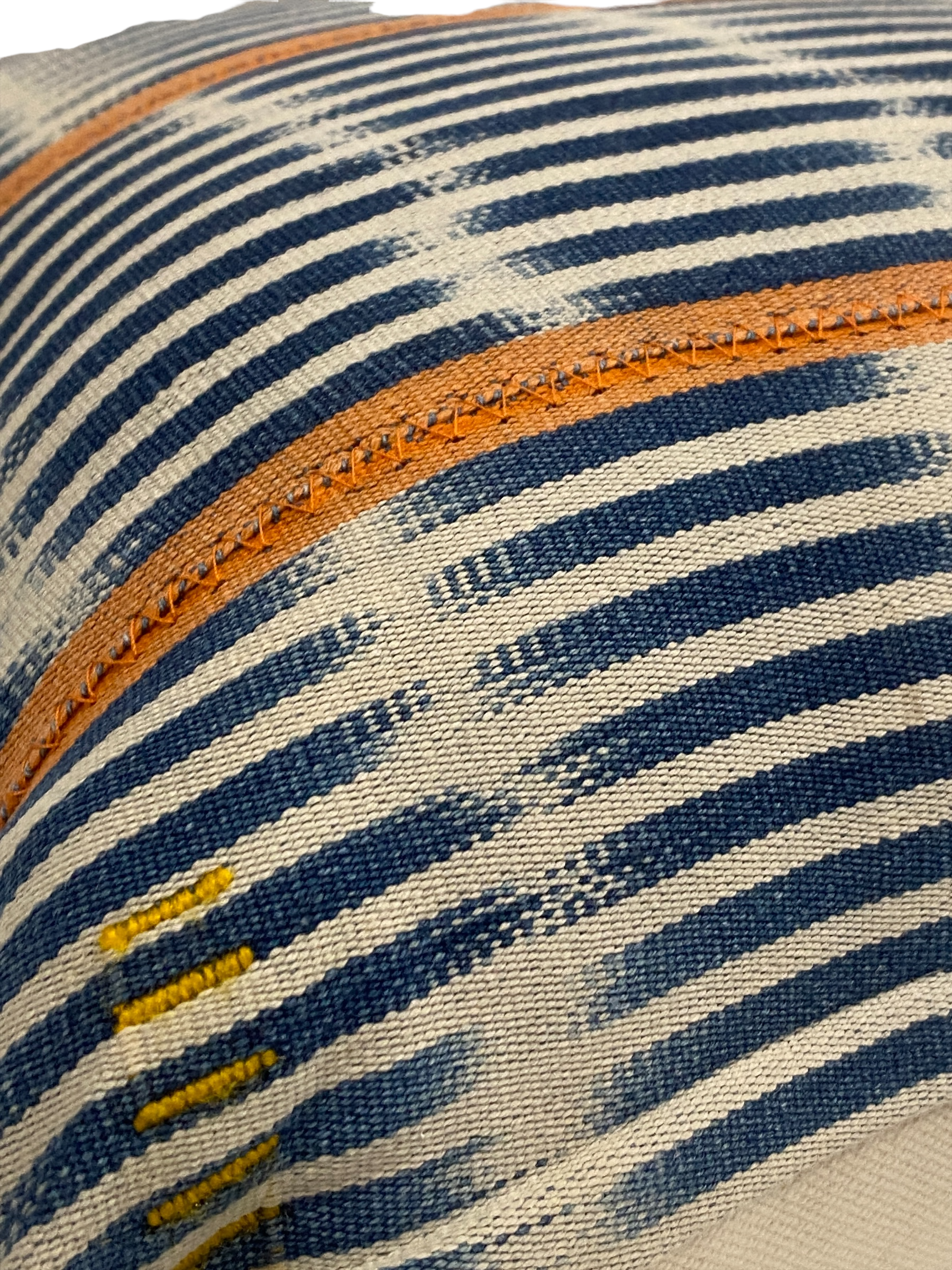 Baule Cloth Cushion (114.1)