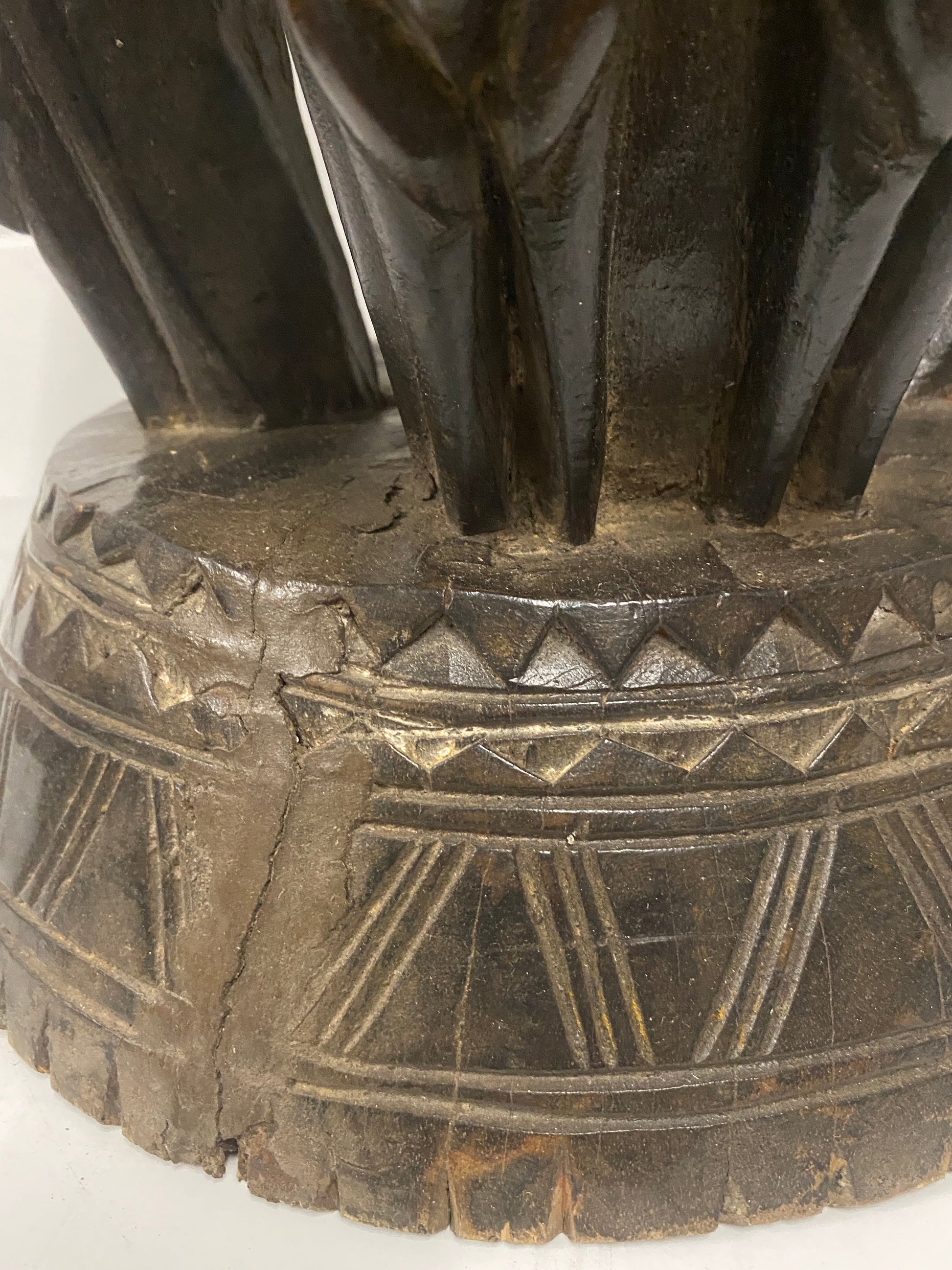 Baule stool - Hand carved - Ivory Coast (85.2)