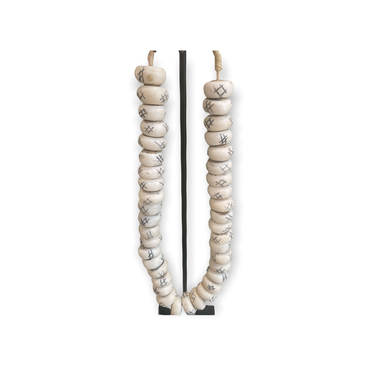 Kenya Beads - white and black CWKen01