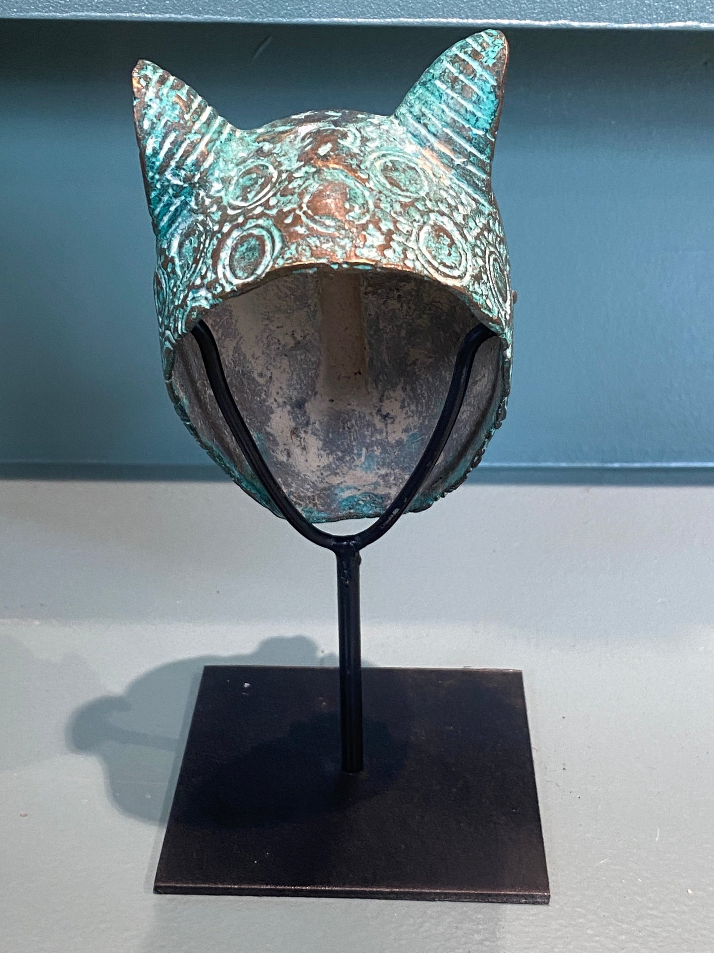 Benin Leopard Bronze - Sculpture (7.05)