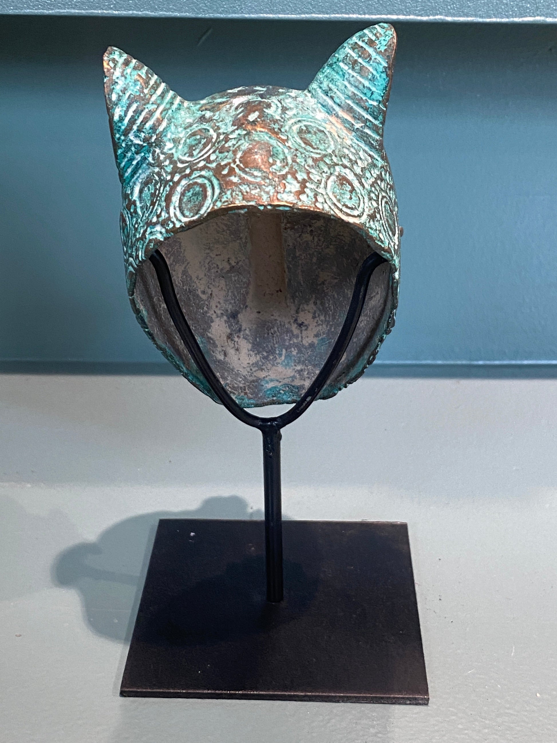 Benin Leopard Bronze - Sculpture (7.05)