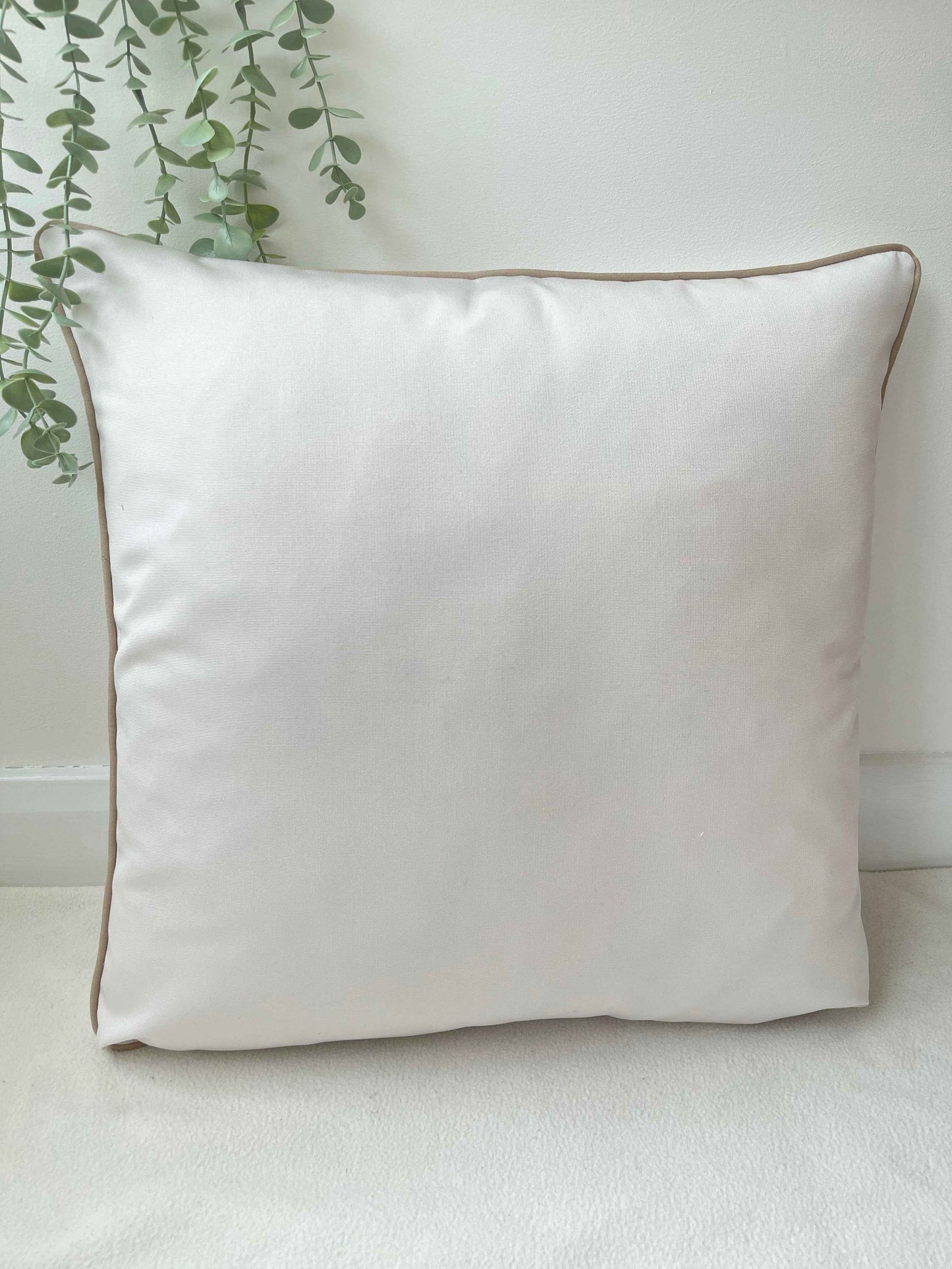 The Couture Cushion - The Outdoor White - Style No. 86
