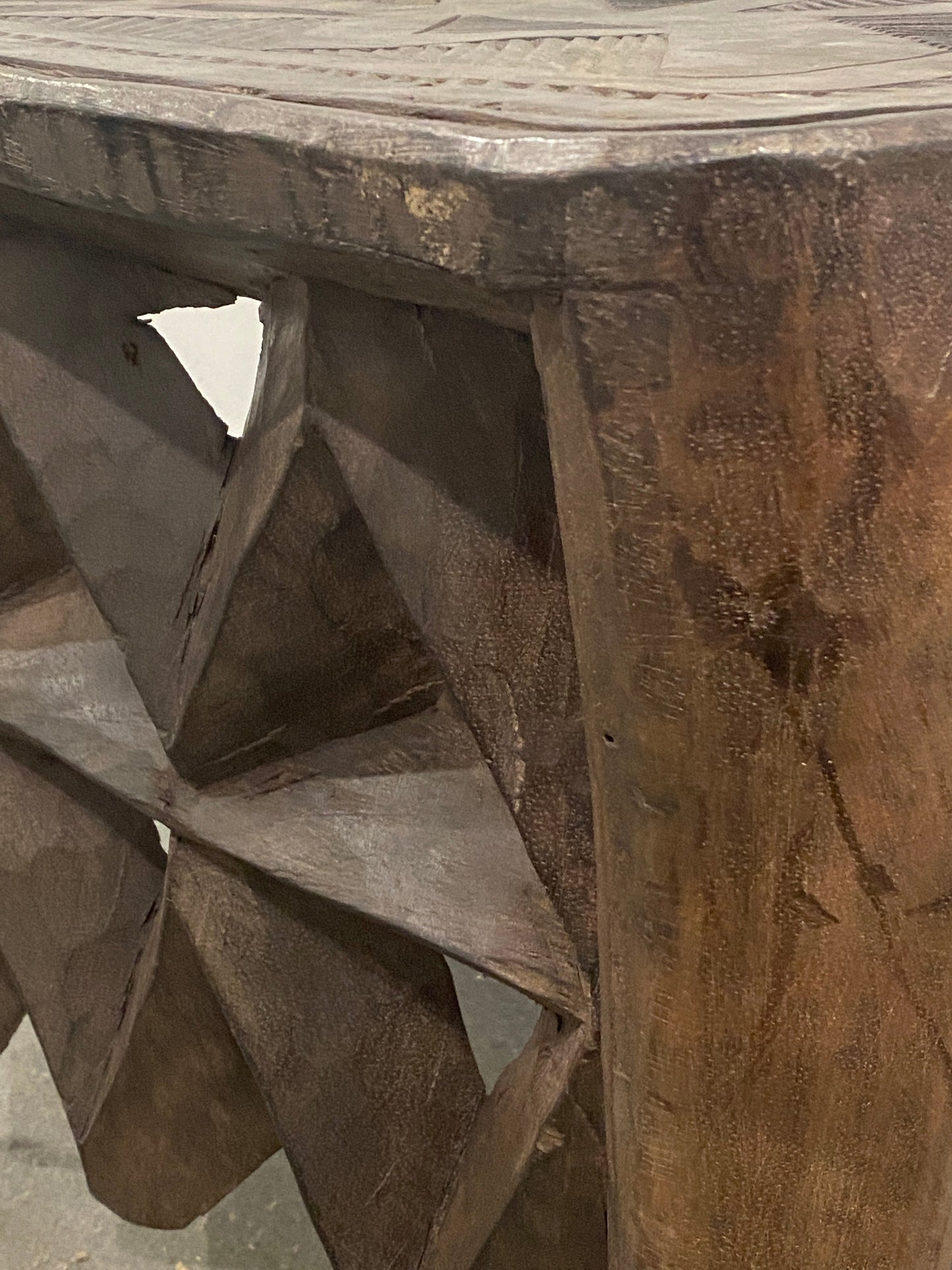 Nupe Table/Stool- (12.1)