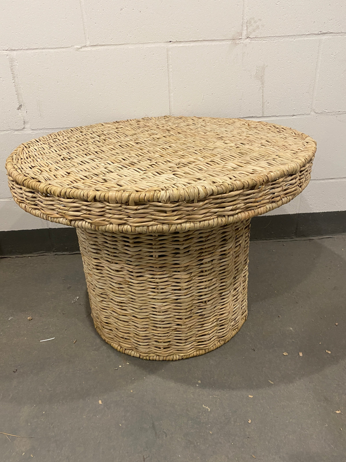 Mozambique Palm Leaf Table - (100.2)
