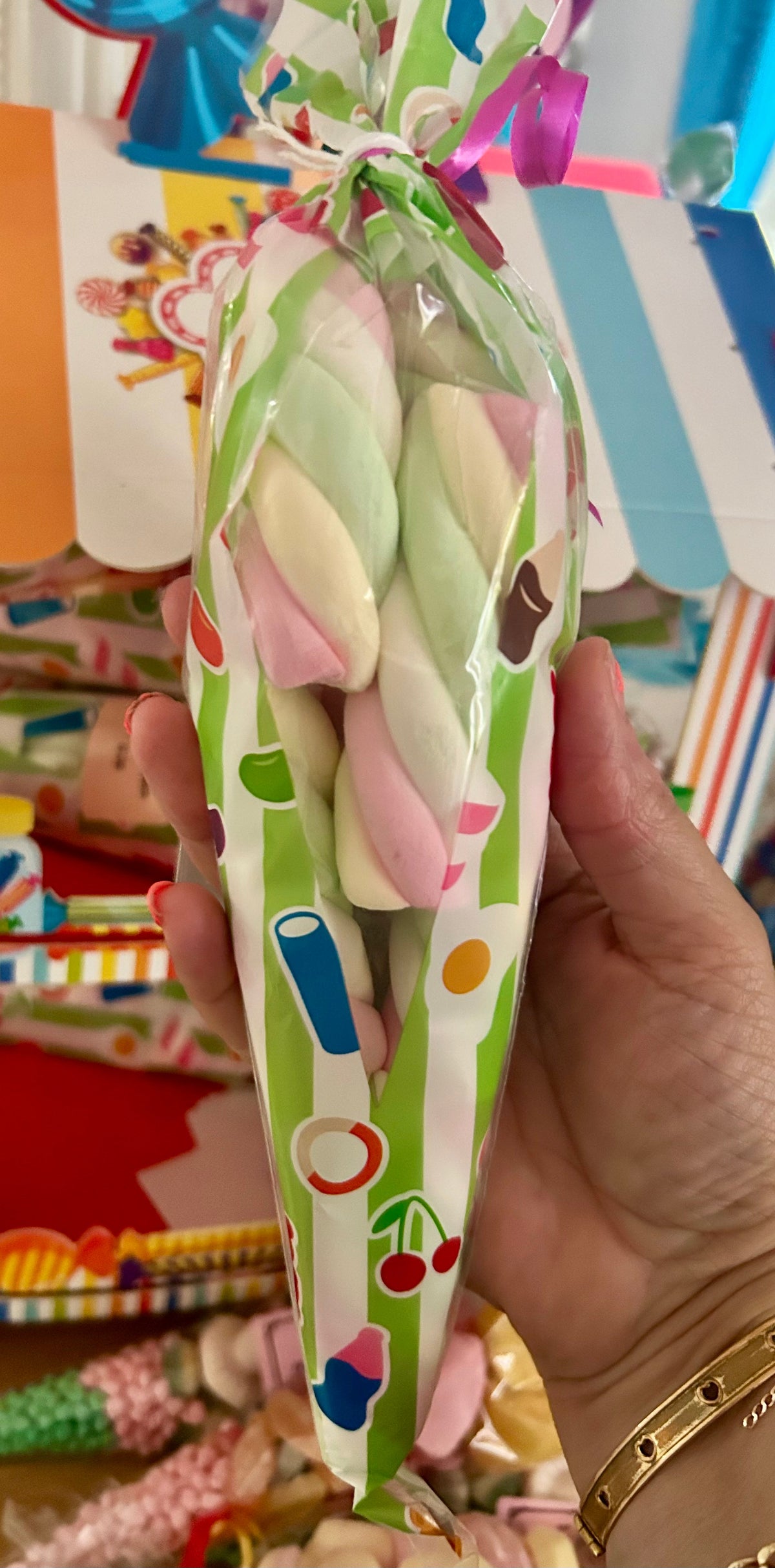 Marshmallow or Flying saucers cone (gf)