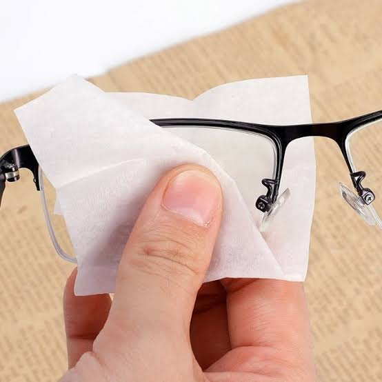 Brand™ DIYLooks 100 PCS x Dry-Wet Wipes ~ The Ultimate Cleaning Companion for Your Tech Gadgets