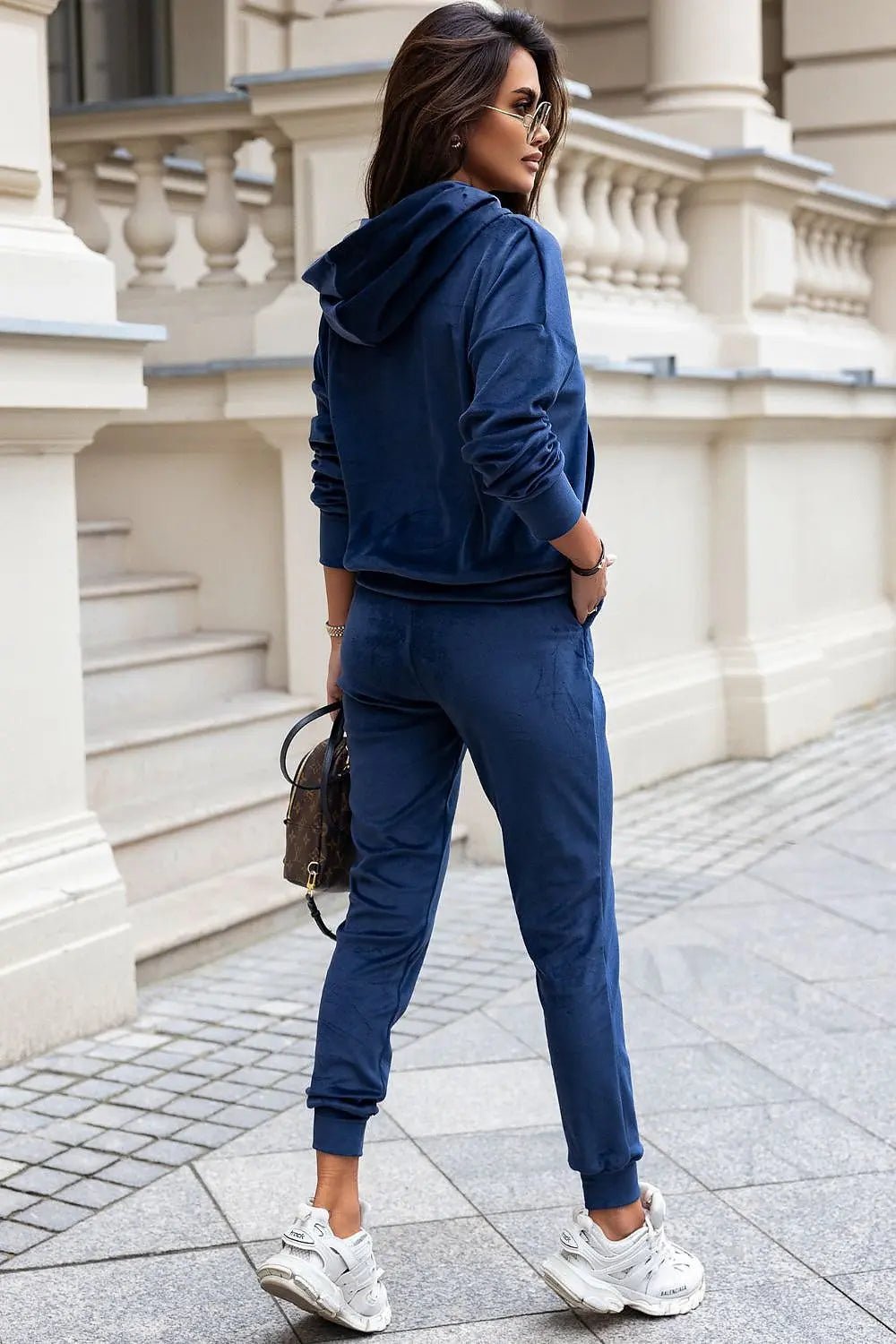 IVON very stretchy velour kanya tracksuit