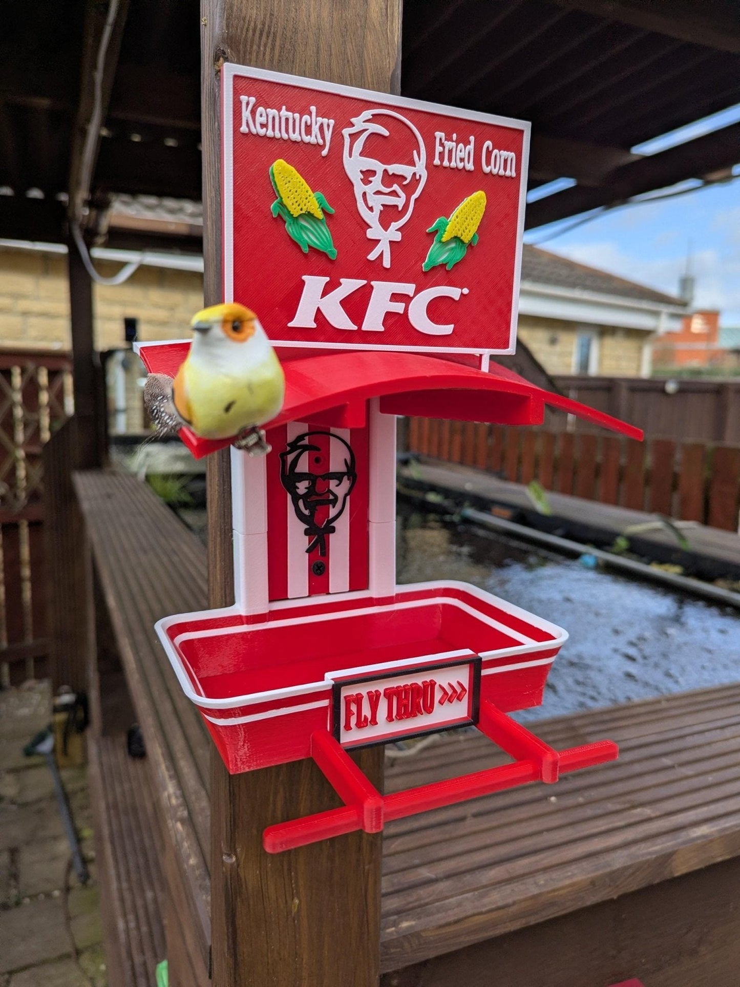 KFC Garden Bird Feeding Station - Garden bird seed feeder - quirky outdoor Decor - Wild Bird Food table