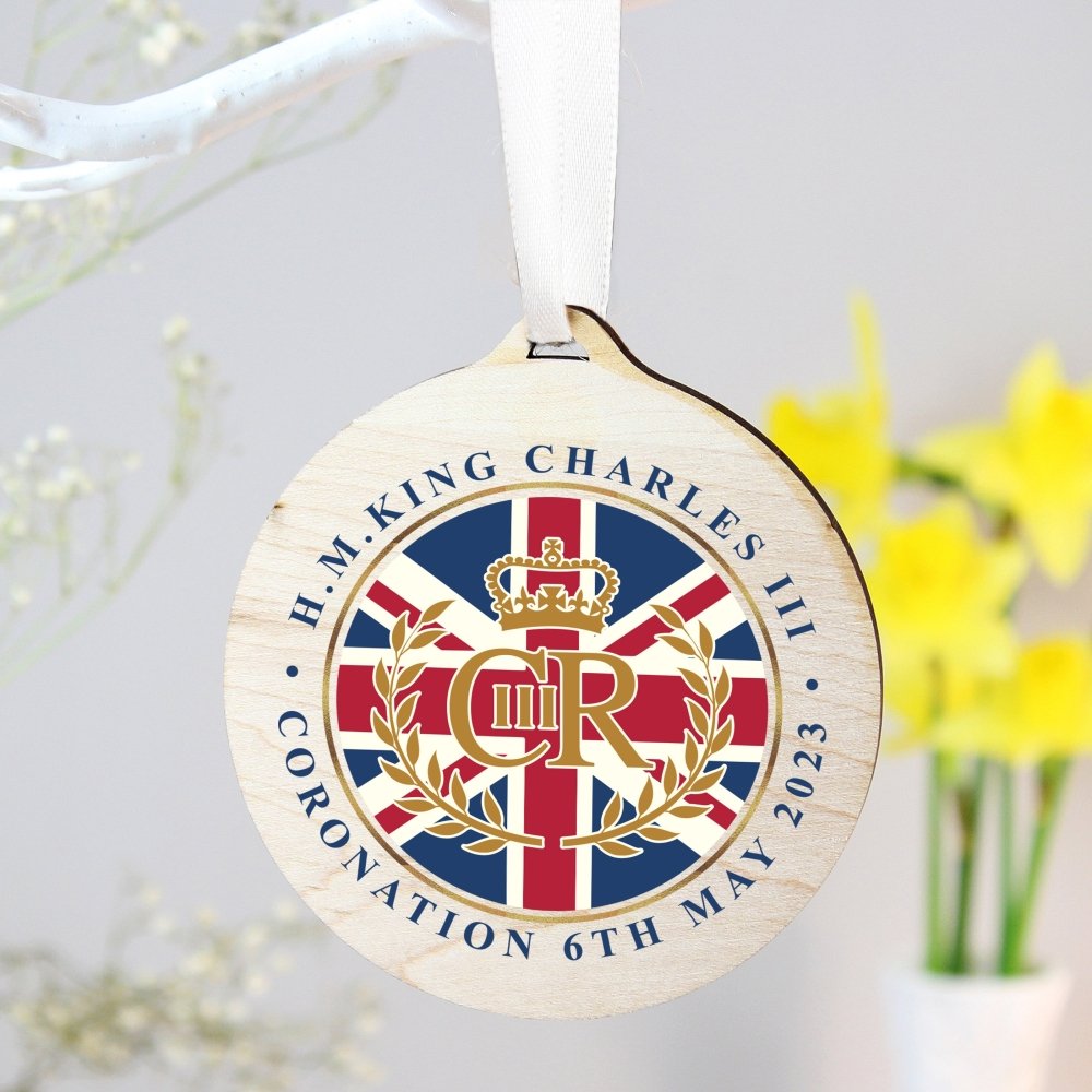King Charles Iii Union Jack Coronation Commemorative Round Wooden Decoration