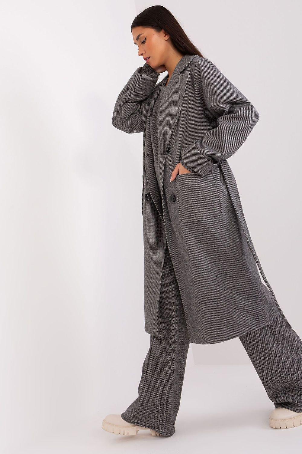 Lakerta elegant and classic transitional coat