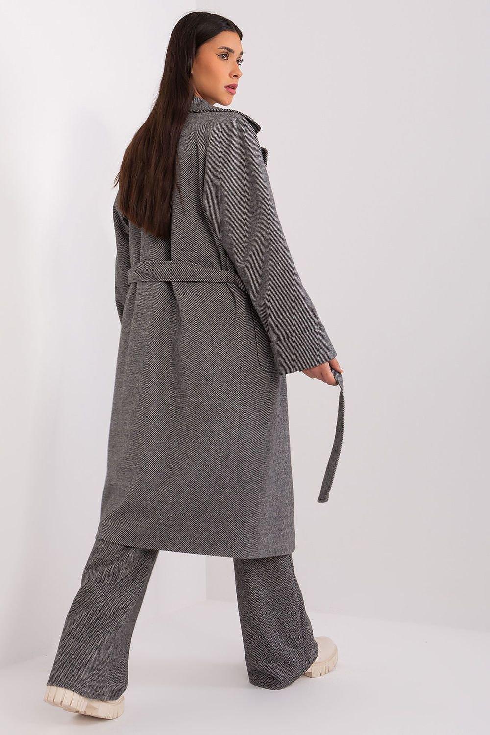 Lakerta elegant and classic transitional coat