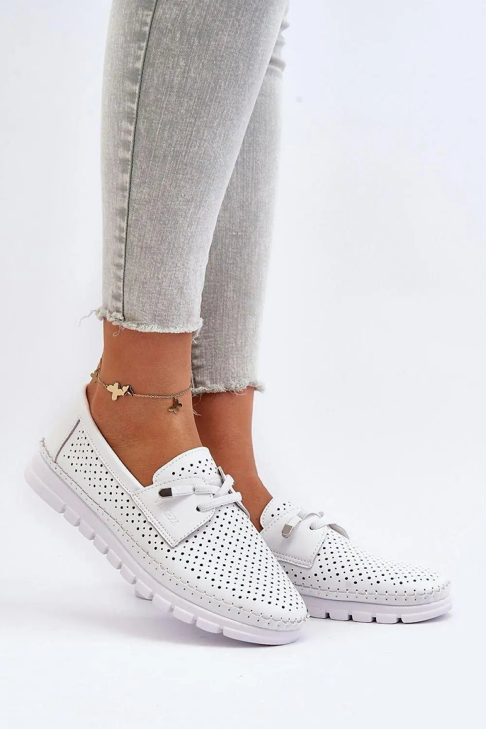 Low Shoes model 193932 Step in style