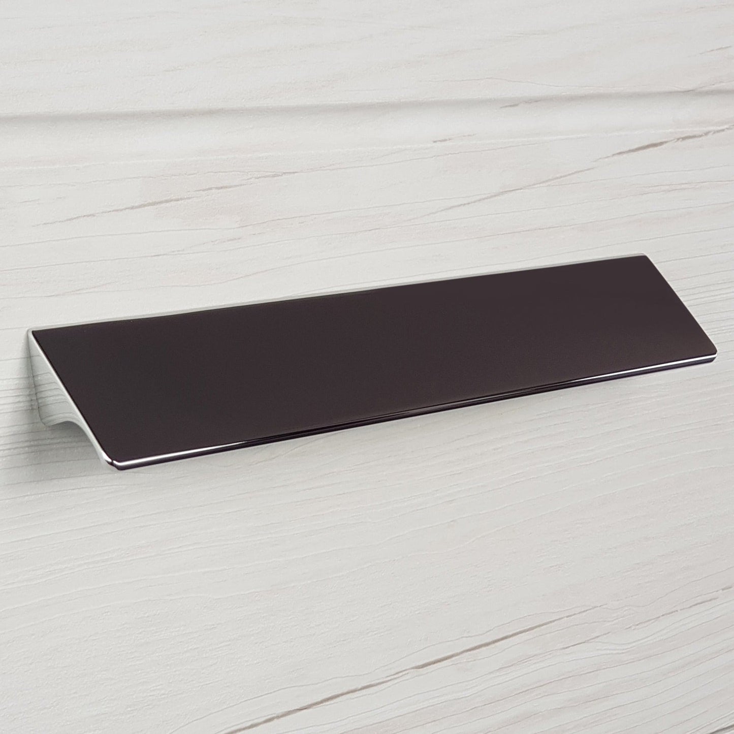 M4TEC Polished Chrome Bar Pull Handle – Door, Drawer & Cupboard (VE8 Dalry Series, Multiple Sizes)
