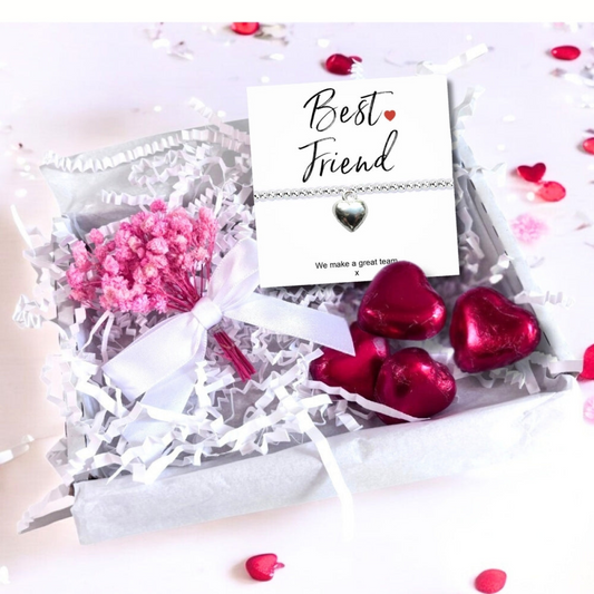 Best Friend Mini Gift Hamper with Silver Heart Bracelet | Letter Box Gift For Her | Unique Gifts For Her Birthday, Thank you or Christmas UK