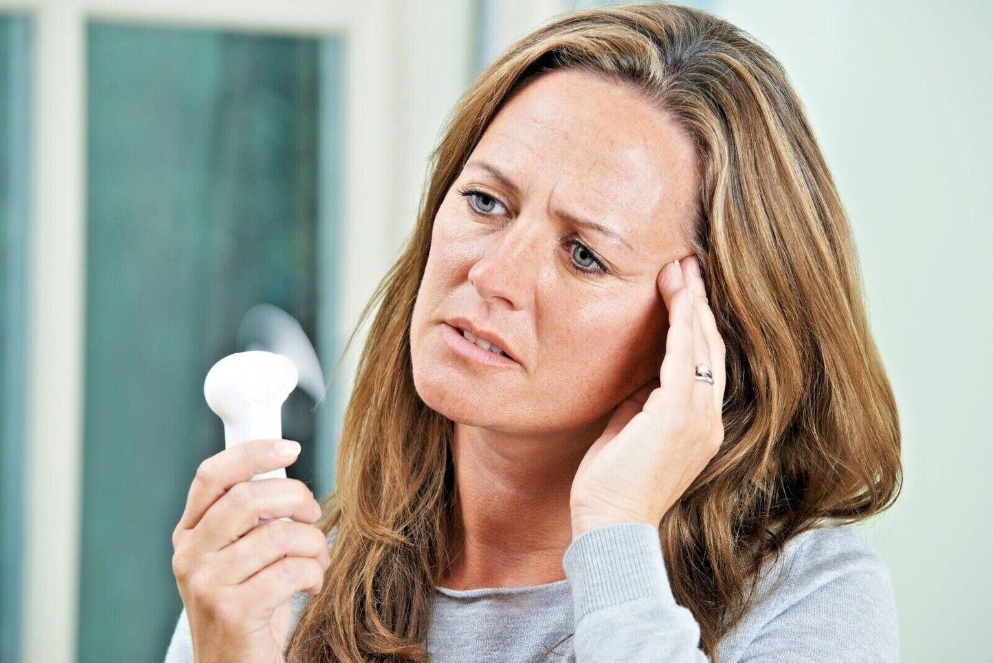 Menopause Relief Massage Oil – Natural Remedy for Hot Flushes & Night Sweats