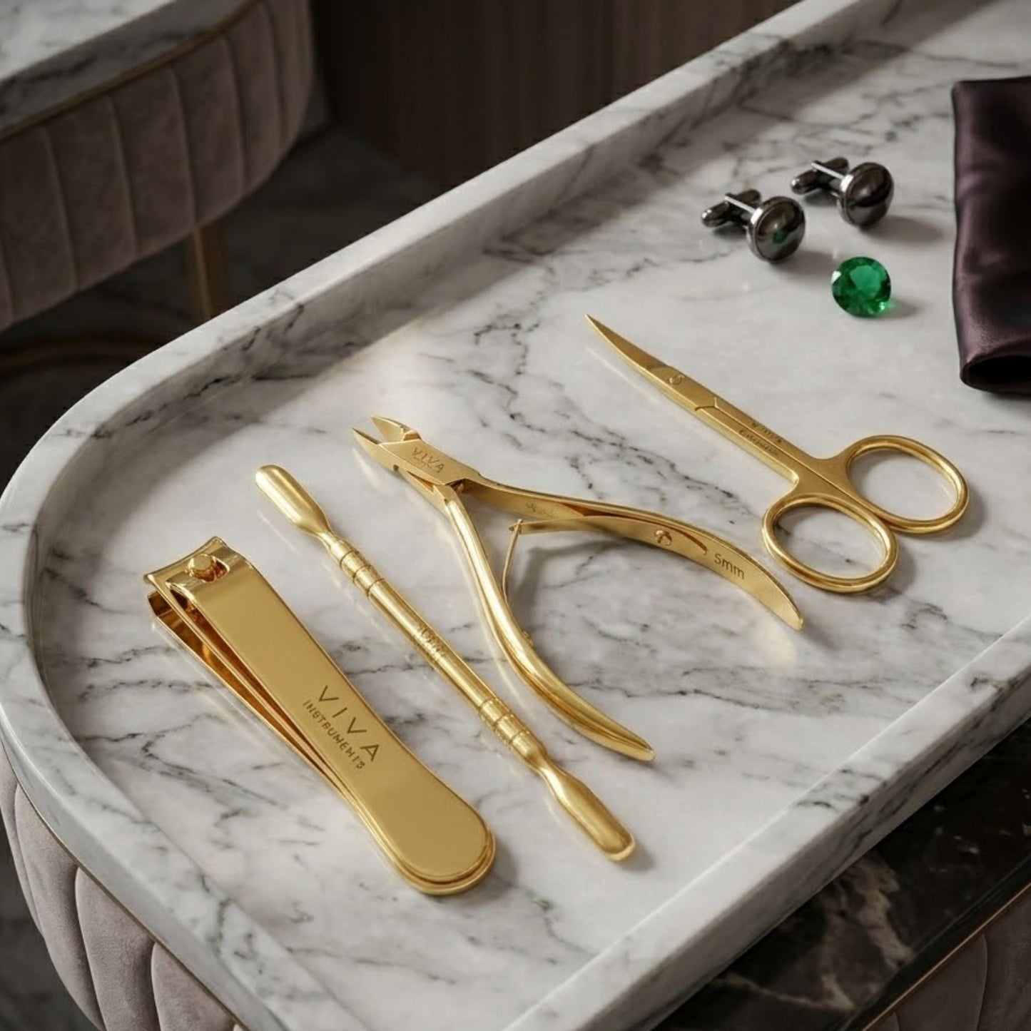 Nail Tools Gold - 4 Pieces