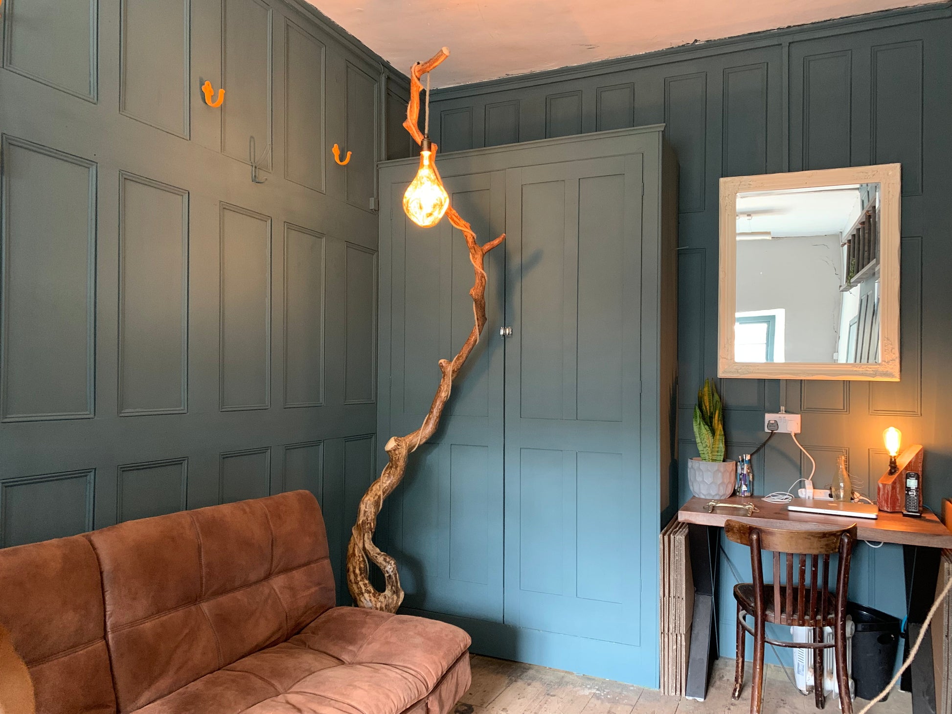 Amélie – Handcrafted Branch Floor Lamp with Reclaimed Timber Base