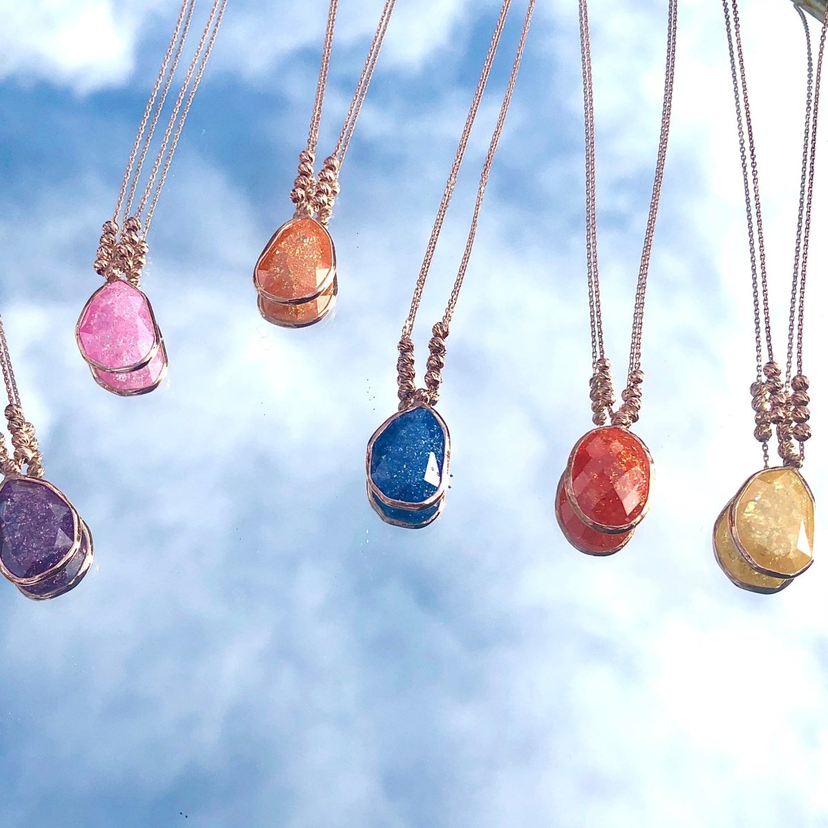 Natural sone necklace with 8 silver beads