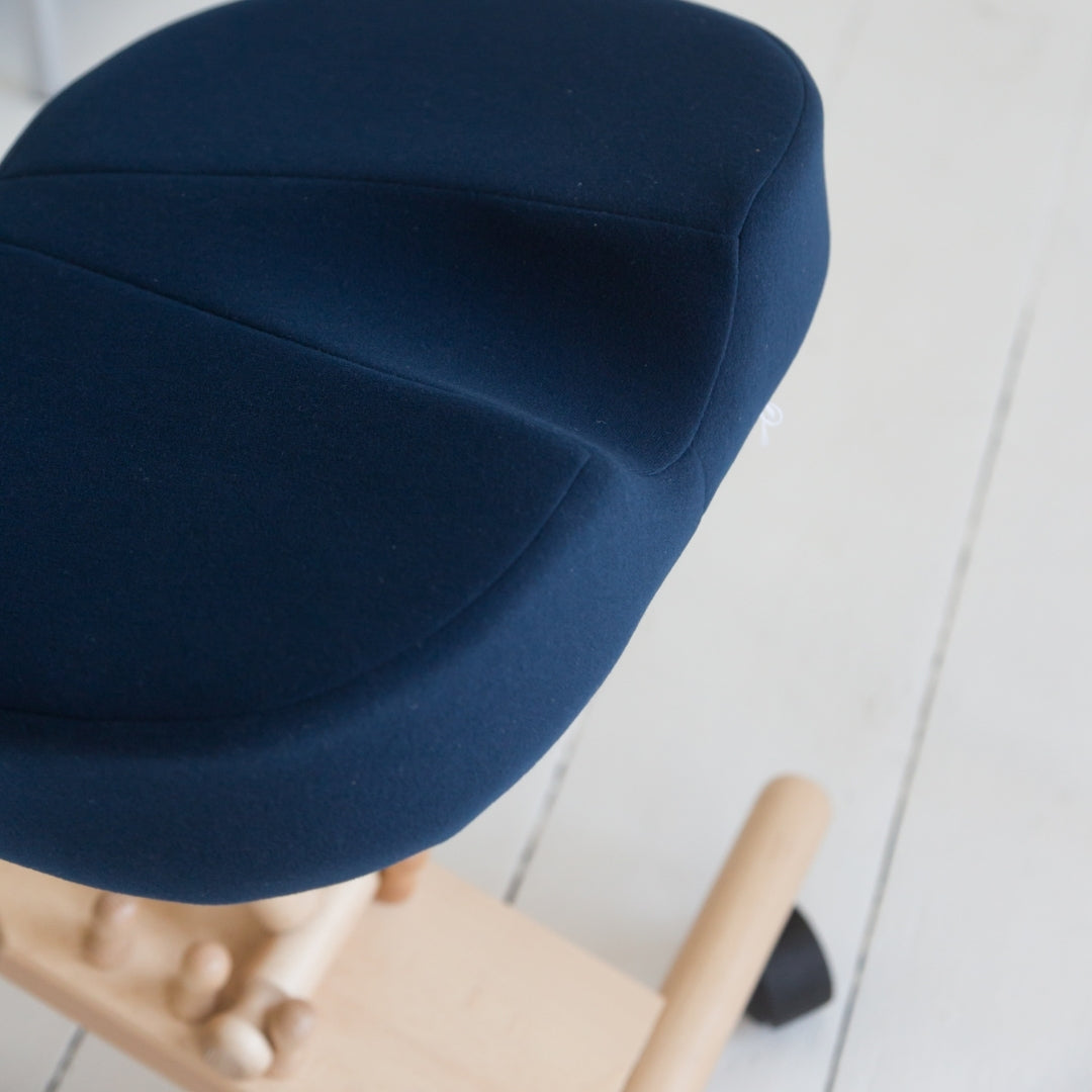 Memory-Foam Coccyx Kneeling Chair