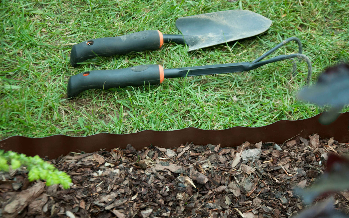 Wavy Plastic Garden Lawn Edging, H=25CM, L=9M, Brown for Home and Garden Use