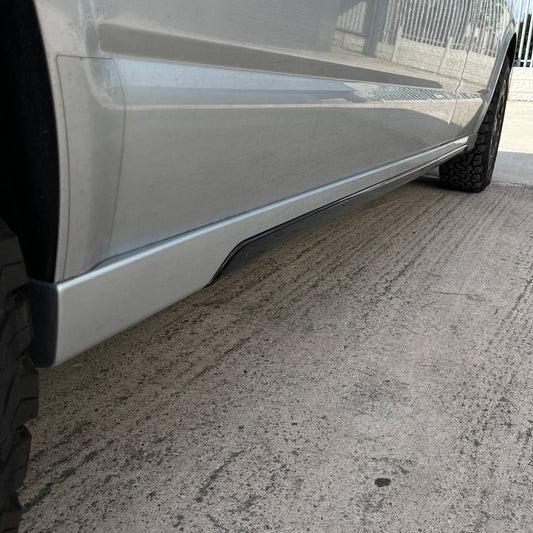 For VW T6 Transporter LWB Side skirts Painted Ready in  Reflex Silver, Painted and Ready to Fit ABS plastic