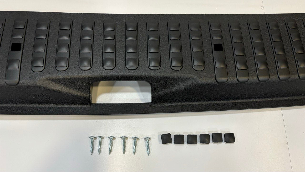For VW T5, T5.1 V3 Tailgate Threshold Cover + Side Step