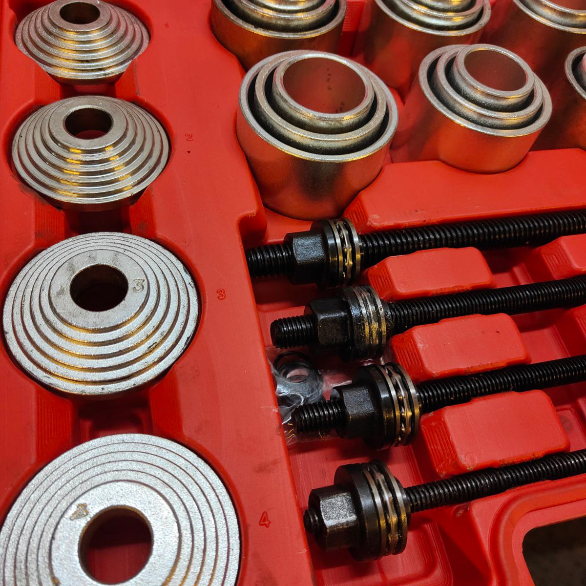 36pcs Universal Car Bearing Tool Set – Removal & Insertion Kit for Vehicles
