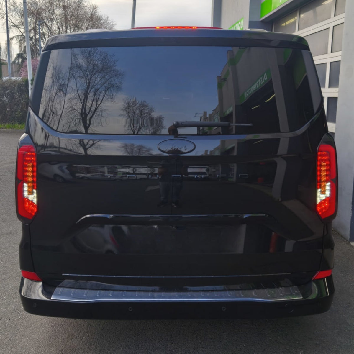 For New Ford Transit Custom 2024-2026 Full LED Rear Lights | Smoked Tail Light Upgrade | Van-X